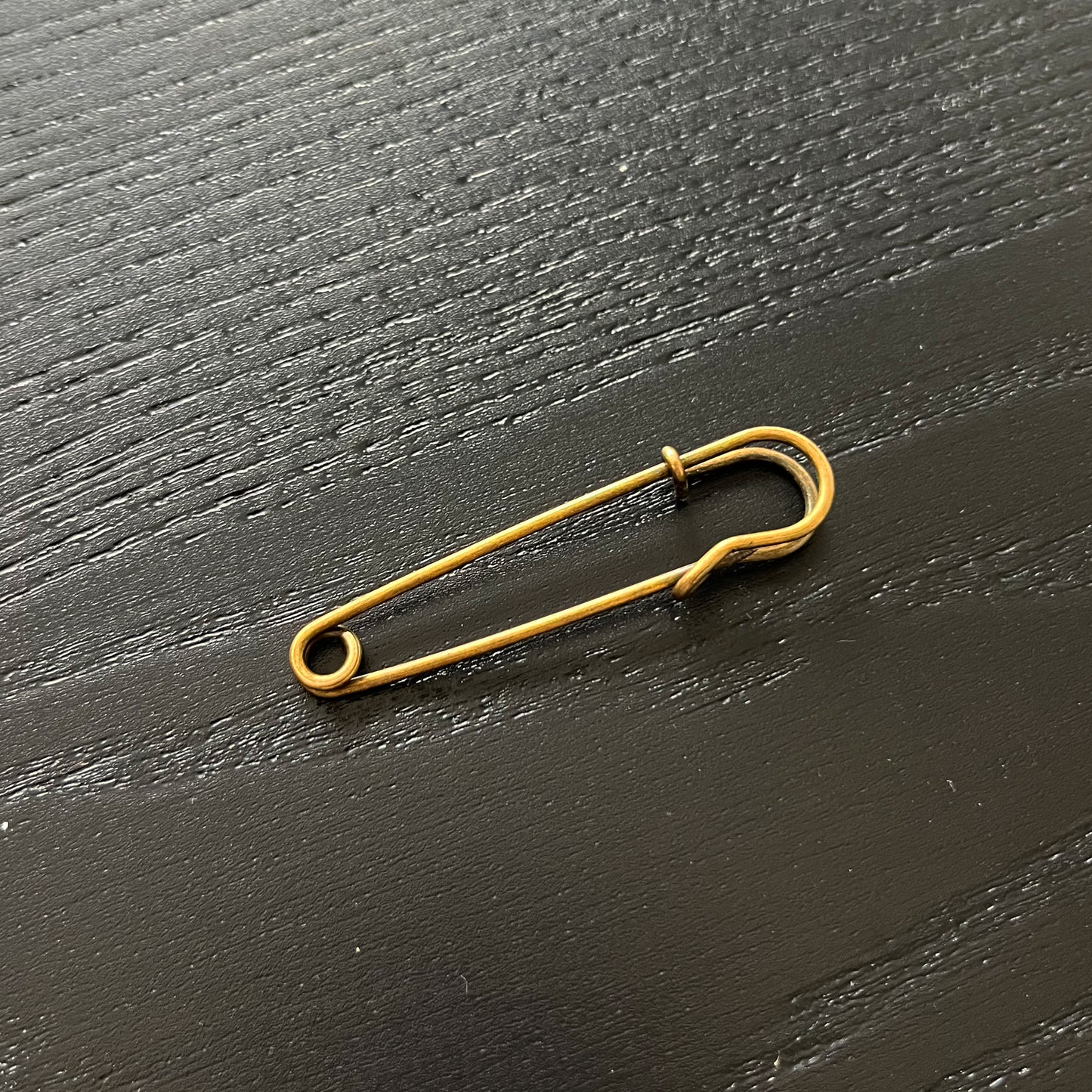 DISTRESSED SHAWL BLACK