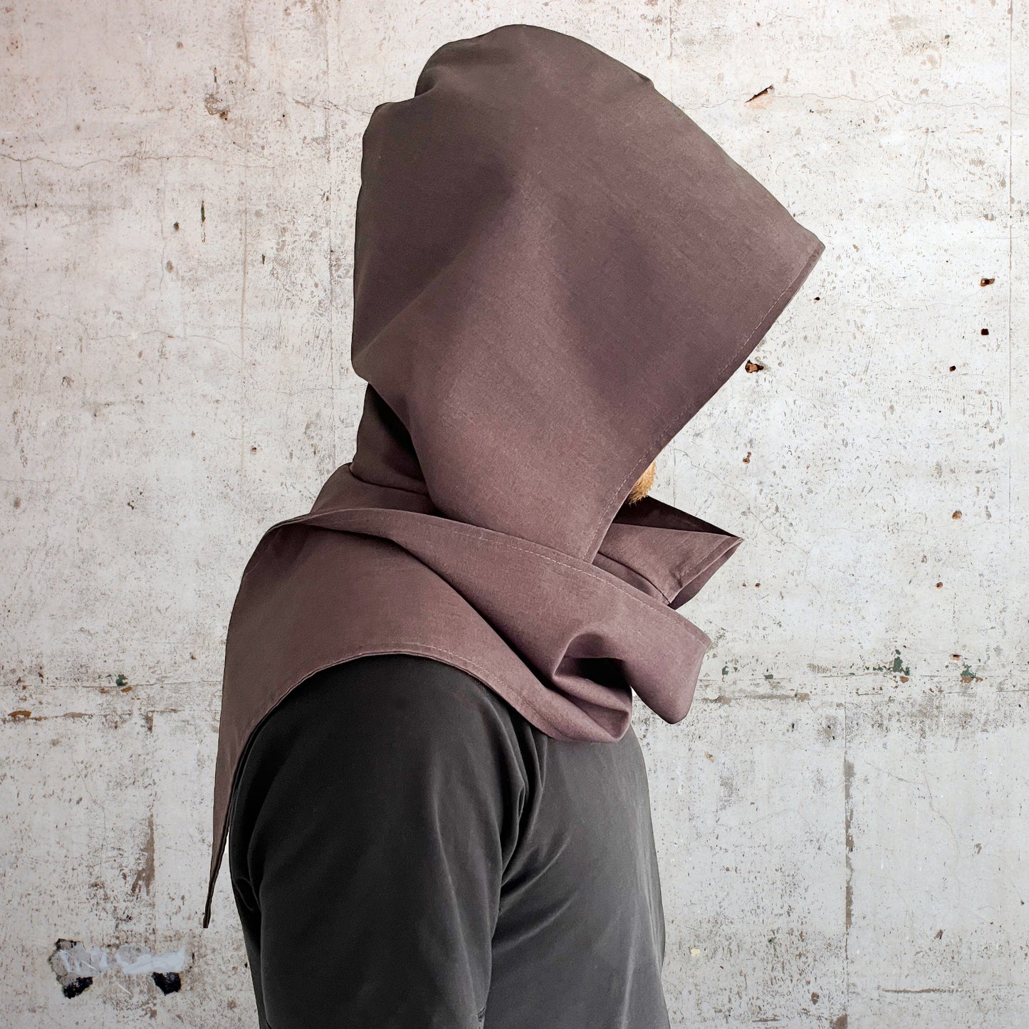 EMPIRE HOOD SCARF GREY
