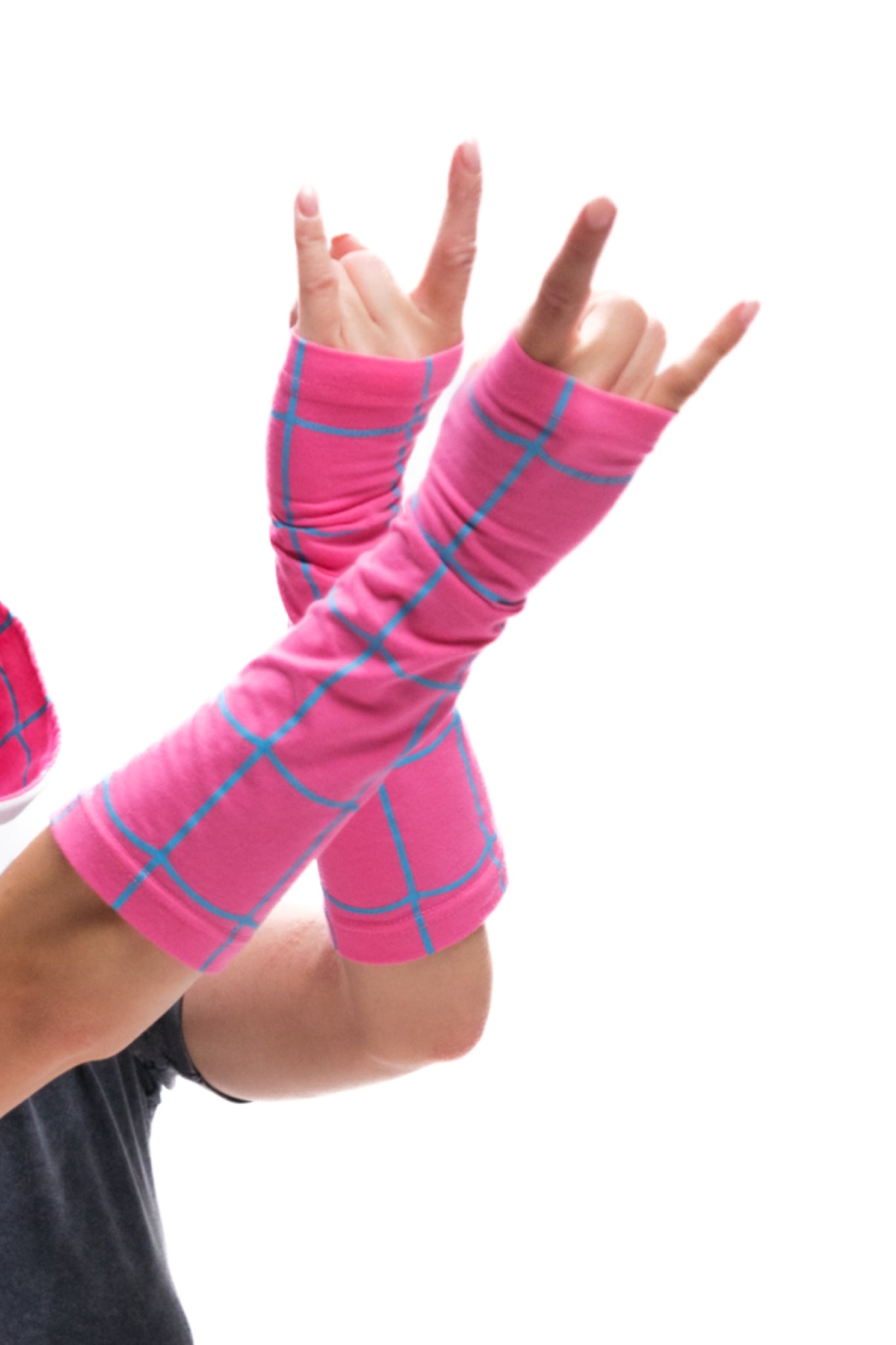 GWEN HOOD & GLOVES
