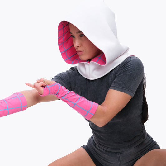 GWEN HOOD & GLOVES