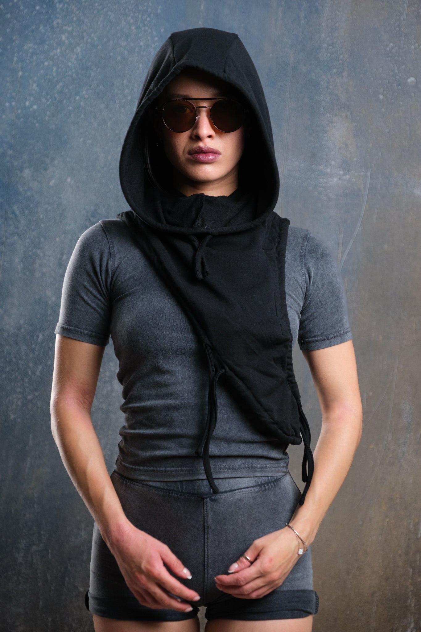 NOMAD HOOD BLACK